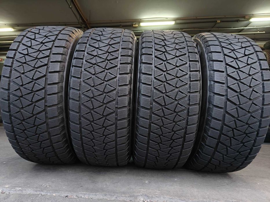 R18 285 60 шини зимові Bridgestone Blizzak DM-V2 відмінний стан Японія