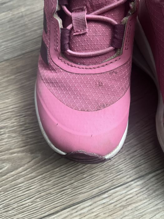 Продам зимові ботинки Adidas