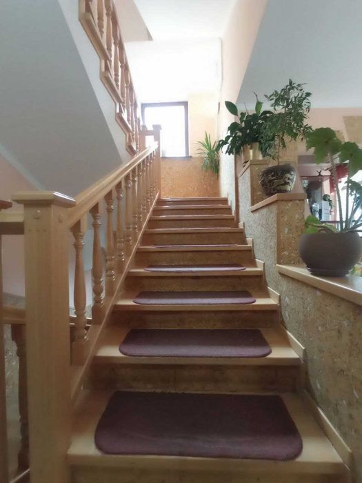 Продаж котеджу в самому серці Карпат. Яремче.