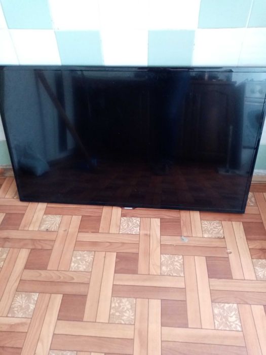 Led телевізор Samsung 42 дюймів