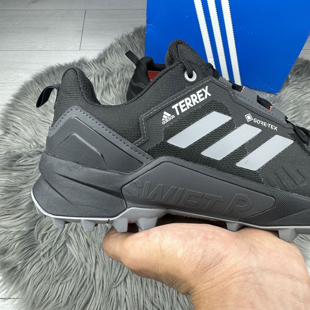 Adidas terrex swift r3 gore tex чоловічі трекінгові кросівки