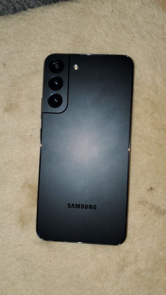 Samsung s22plus 256gb