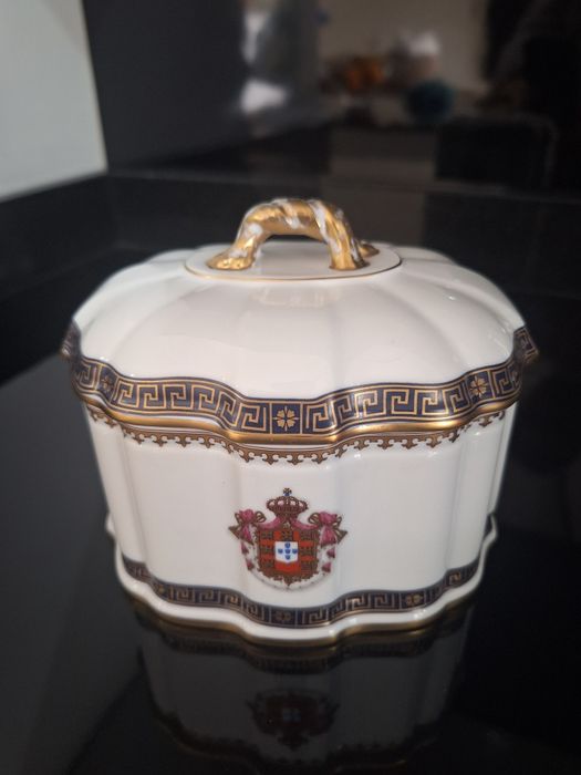 Caixa Cerâmica Neoclássica