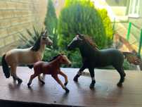 Фигурки лошадок шляйх-Schleich