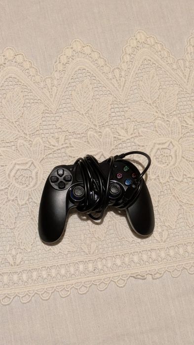 PlayStation 4 Slim - 1TB