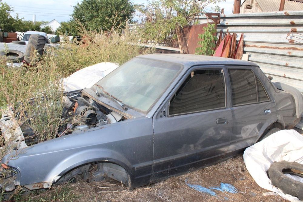 Продам машины Ford Orion и ваз 2101