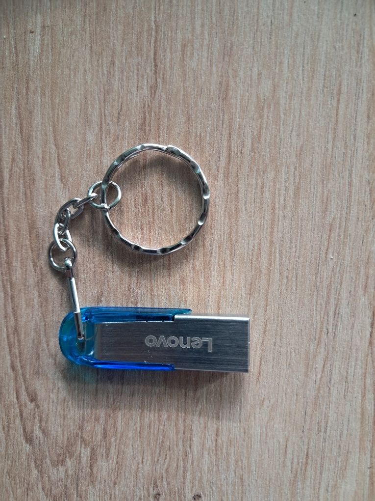 Pendrive  2 TB .