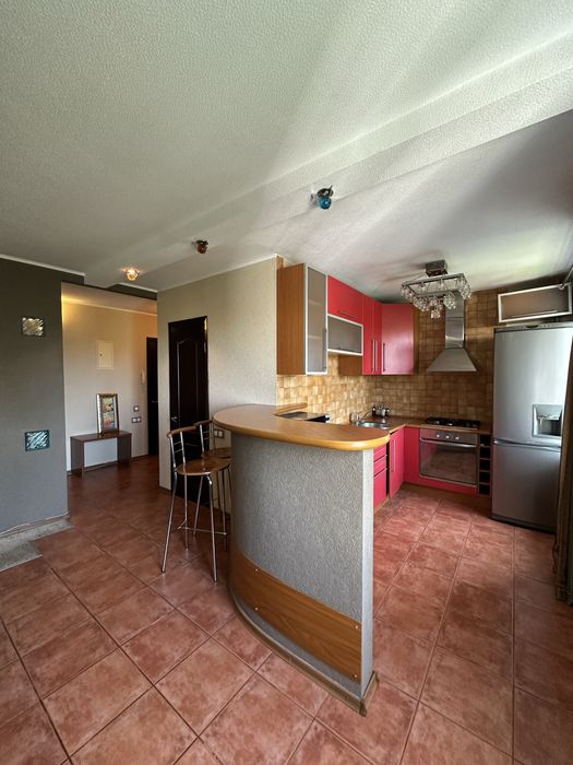 Велика 2к.квартира 62м, с видом на парк, 7/9