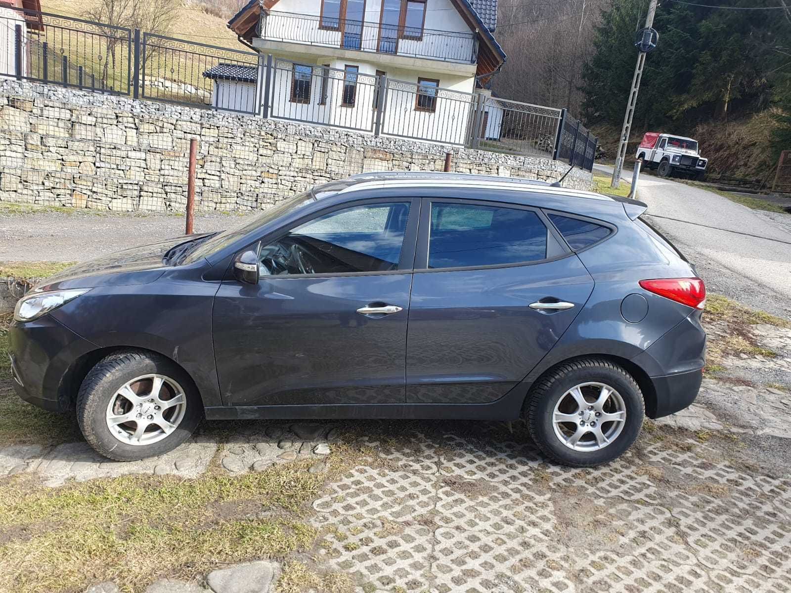 Hyundai ix35, 4X4. 2.0 crdi