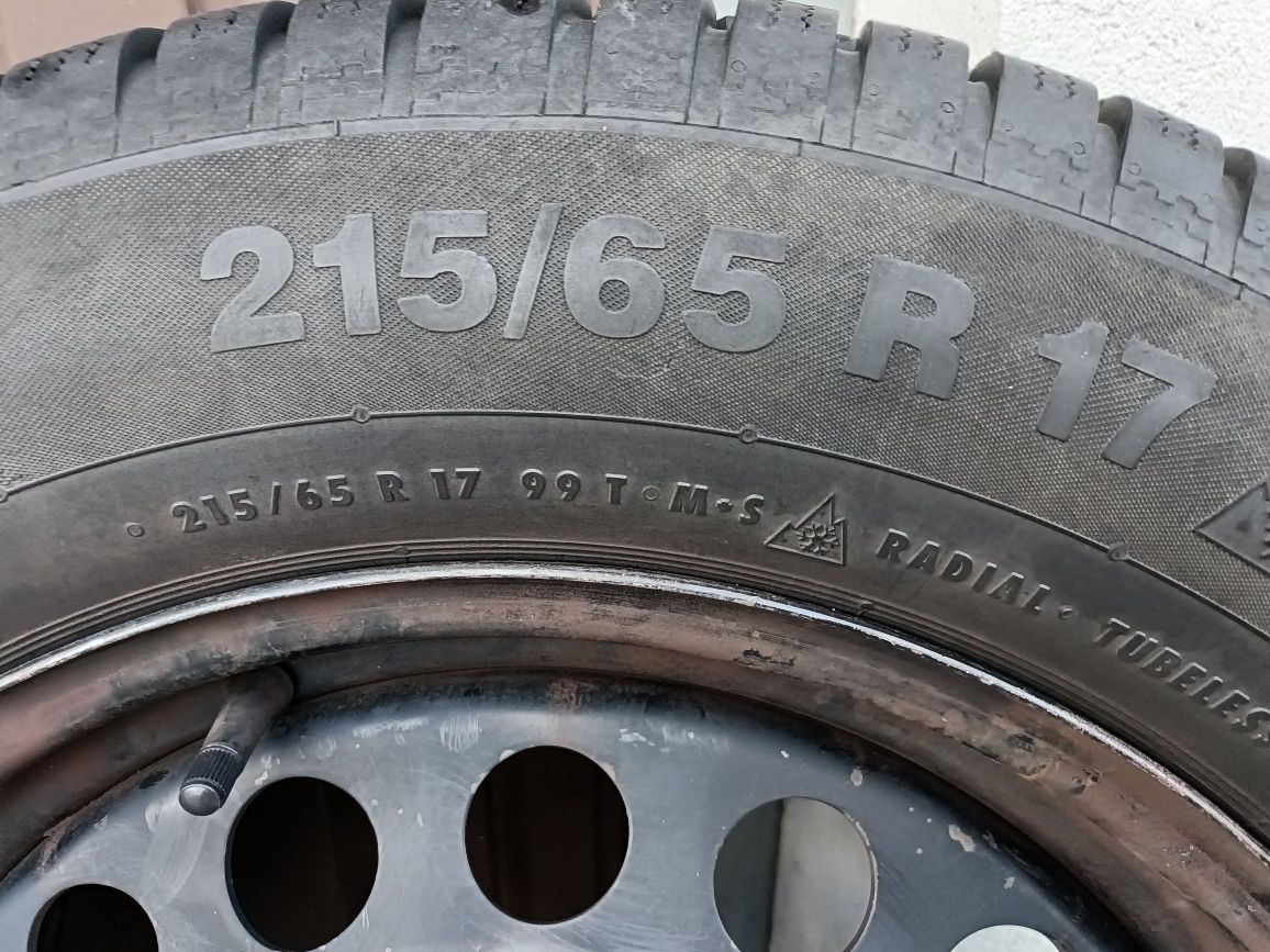 Koła zimowe 5x112 17 cali VW TIGUAN. Opony zimowe Continental, kołpaki