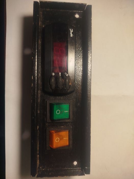 Контроллер Danfoss EKC 100. Б/у