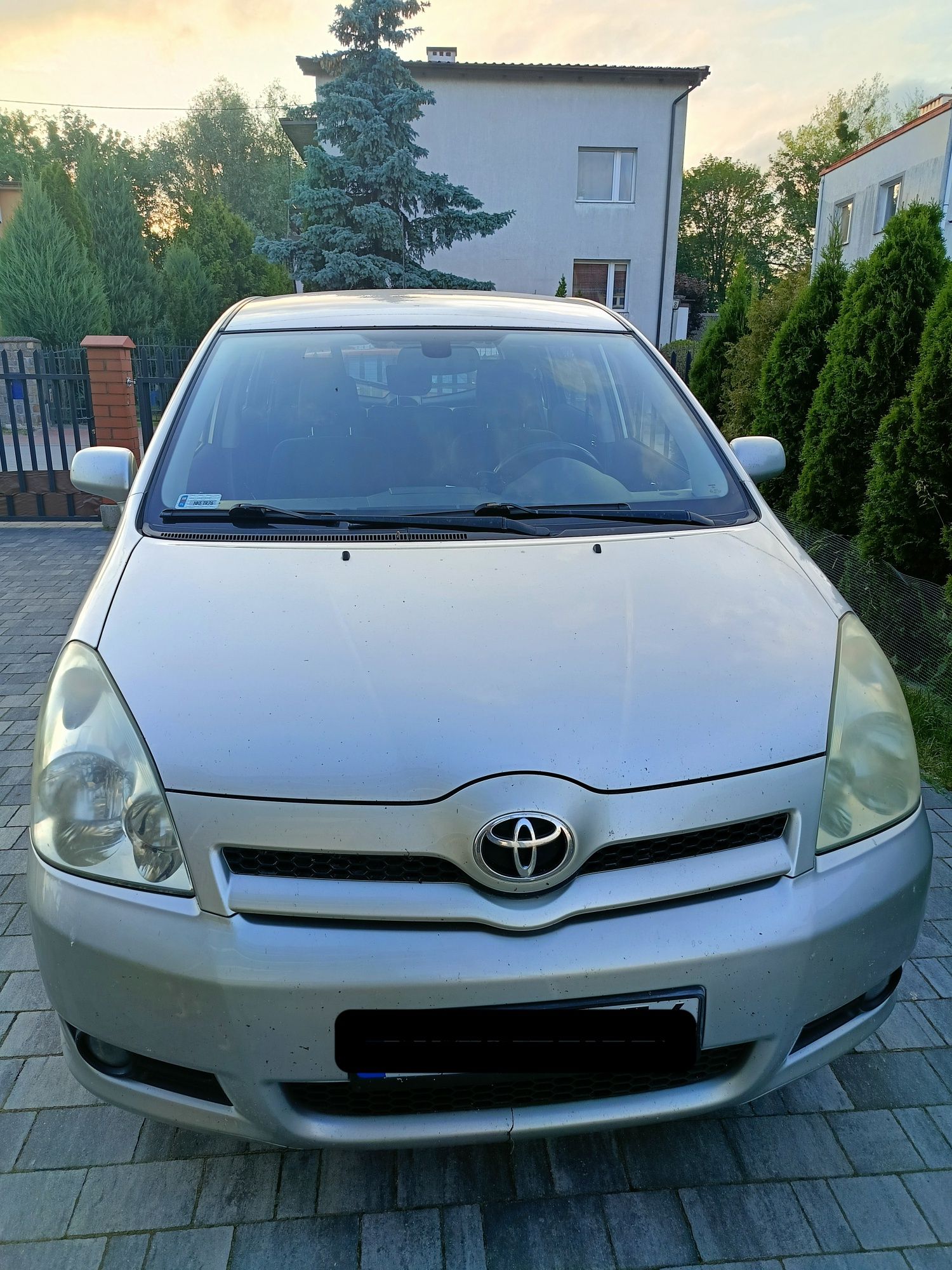 Toyota Corolla Verso 2.0 D-4D • 2005 • 7-osobowa
