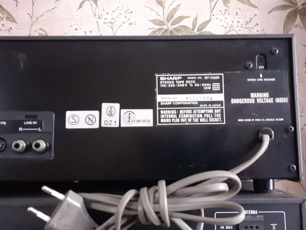 Wieźa sharp RT,ST,SM-1122 WINTAGE DO przejżenia i naprawy