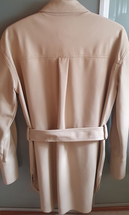 Camisa creme Zara