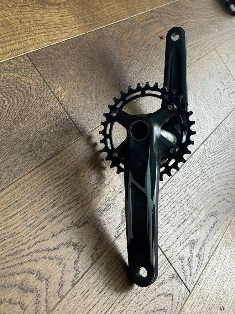 Шатуны shimano deore 175мм + звезда