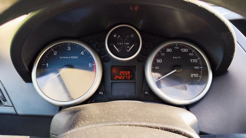 Peugeot 207 1.4 HDI