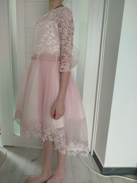 Продам плаття на дівчинку.