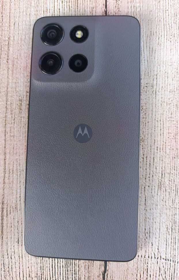 Motorola G15 8/256gb