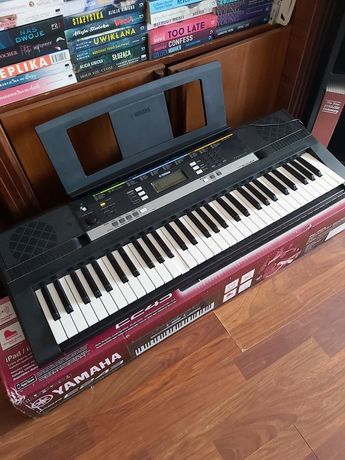 Keyboard Yamaha PSR E-243
