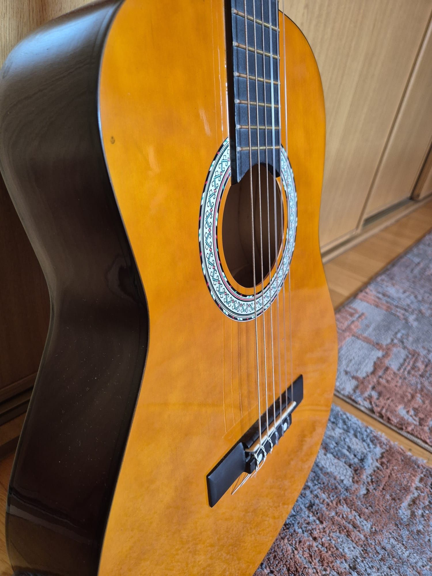 Guitarra Clássica ARTZ – Excelente estado
