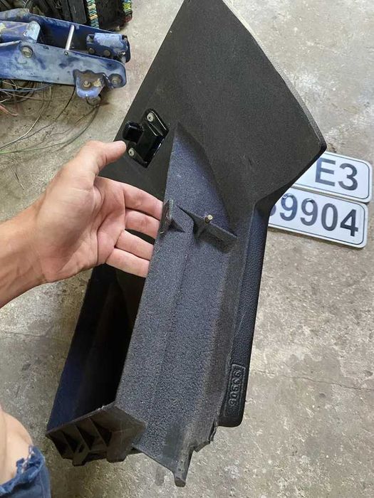 Бардачок бмв е34 до рест