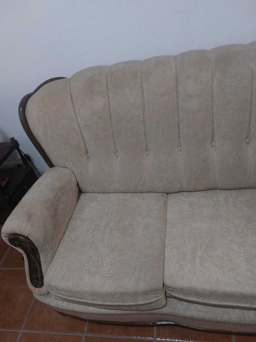 Conjunto  Sofá + 2 poltronas