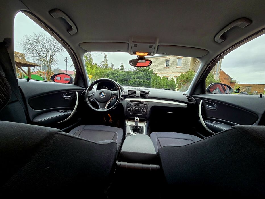 Zamiana BMW 1 Lift BenzynkaKlimatyzacjaGrzaneFoteleTenpomatKomputerAlu