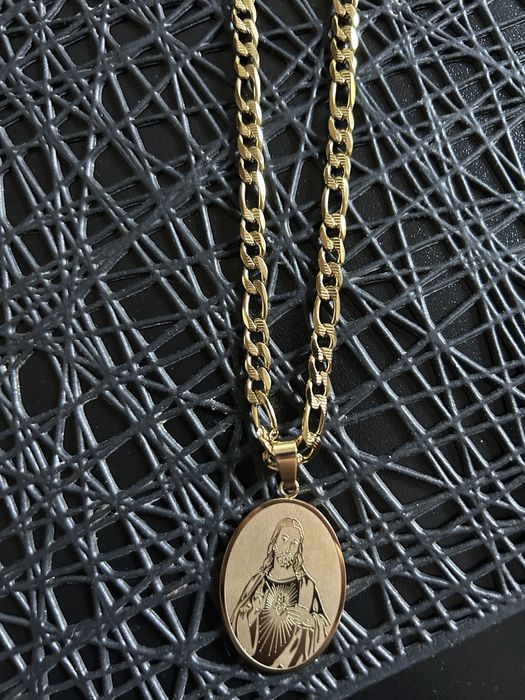 Łancuszej złoty z medalikiem z Jezusem NOWY
