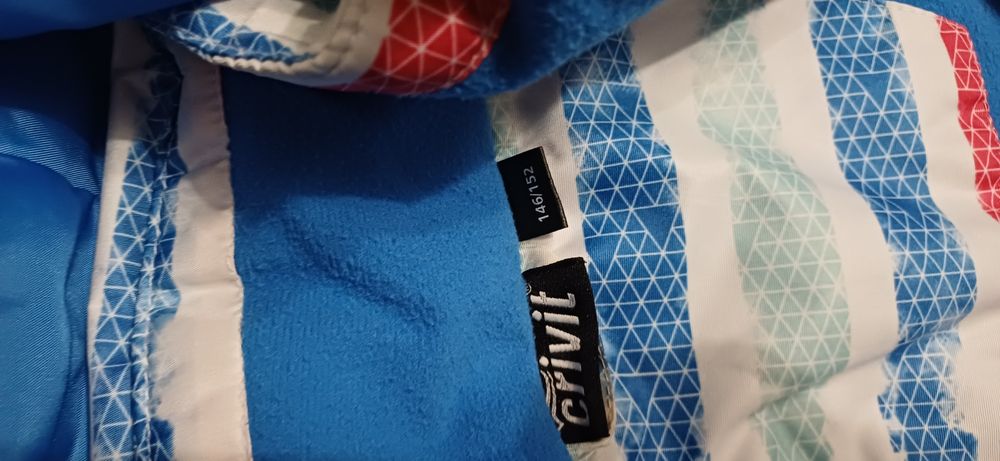 Kombinezon narciarski kurtka i spodnie 146-152cm