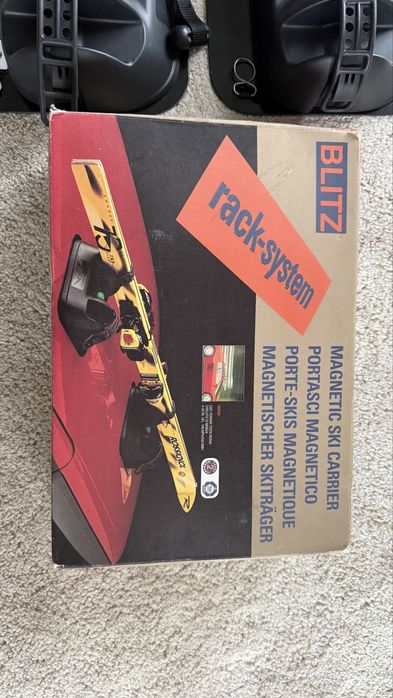 Magnetyczny uchwyt, bagażnik na narty Blitz