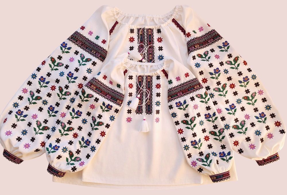 Жіноча вишита сорочка вишиванка борщівська