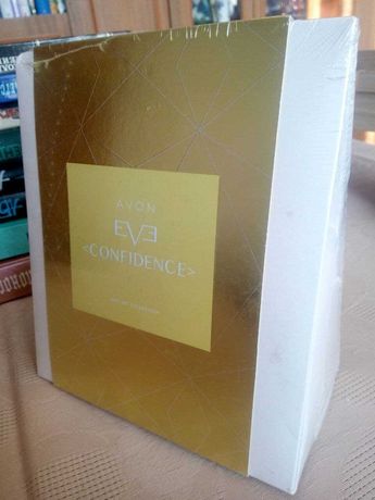 Подарочный набор Eve Confidence Avon в коробке (50 + 10 ml + лосьон)