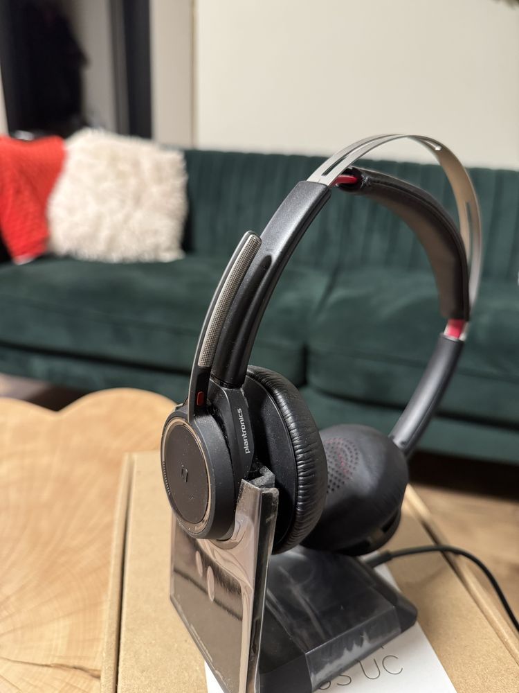 Plantronics Voyager Focus UC B825M Bluetooth z bazą