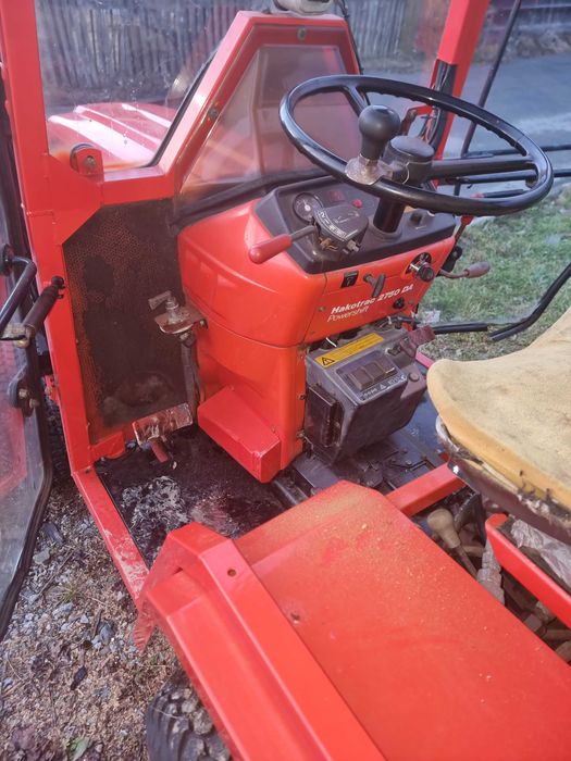 Hako 2750DA 4x4 plug strzalkowy