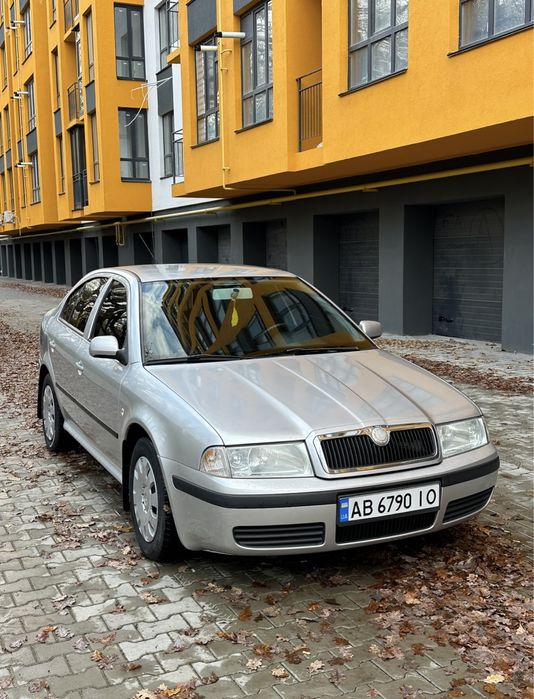 Skoda Octavia  покоління/Tour 2006 рік 1.6 МПІ