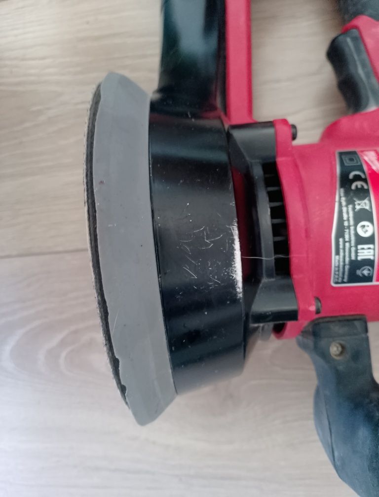 Milwaukee ROS150 E-2 szlifierka mimośrodowa 440W