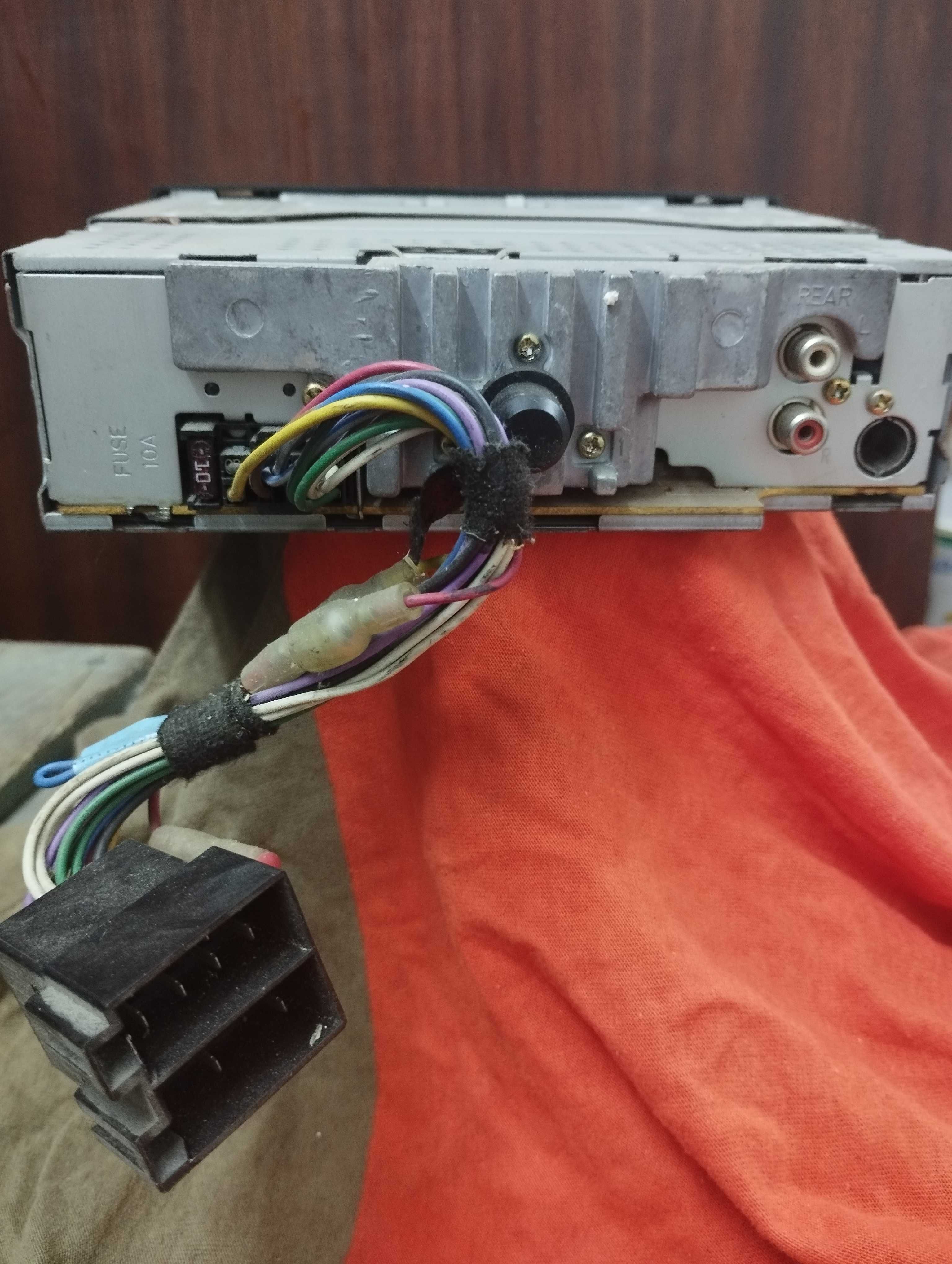 Auto-rádio Kenwood com cd