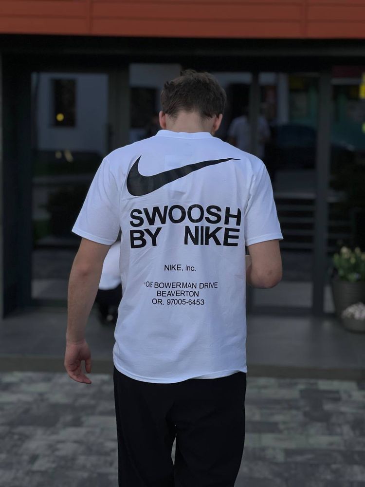 Футболка Nike big Swoosh