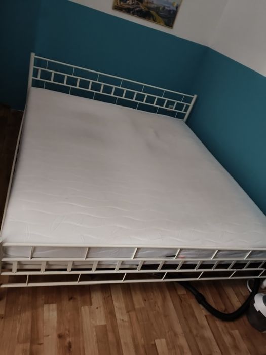 Sprzedam łóżko 180x200