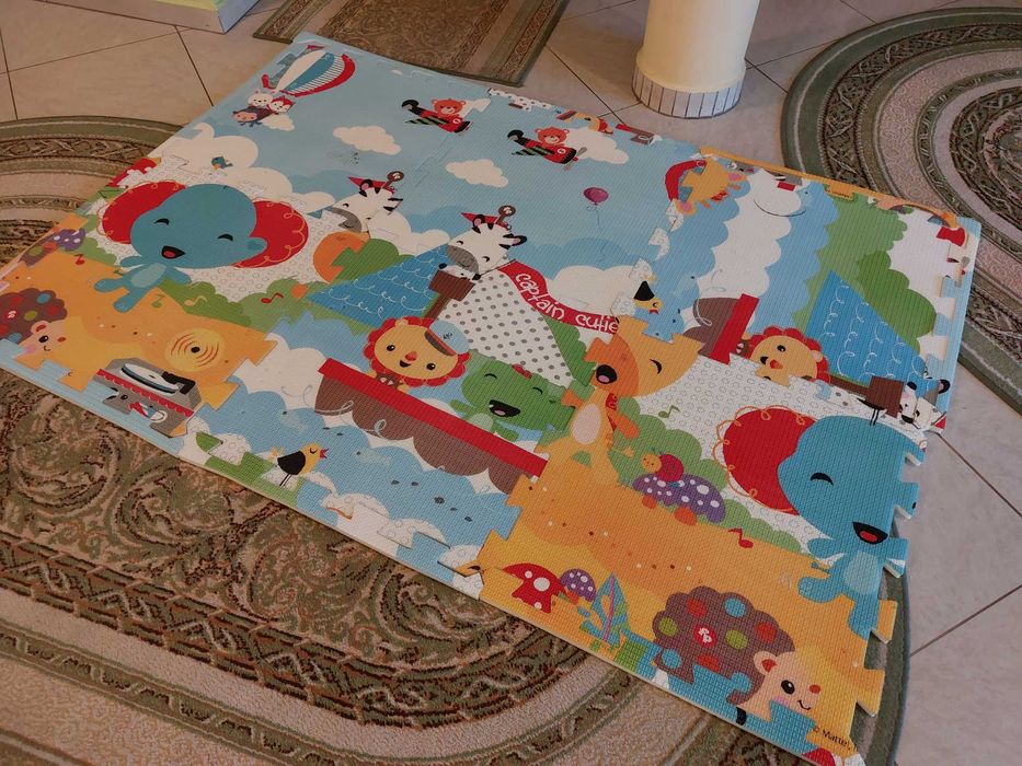 Mata piankowa - puzzle Fisher Price  XXL (180x120cm)