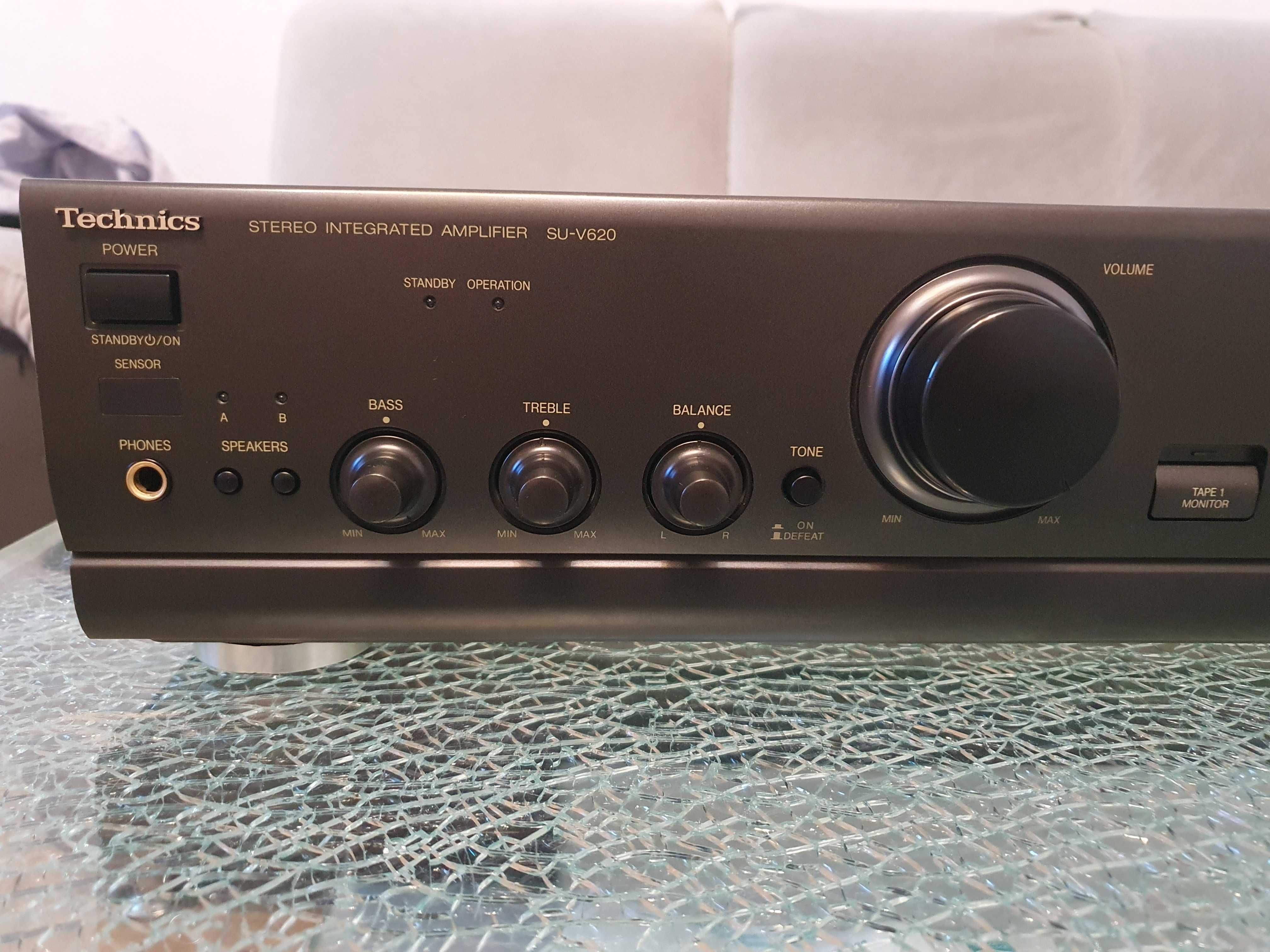 Technics Wzmacniacz SU-V620 + pilot
