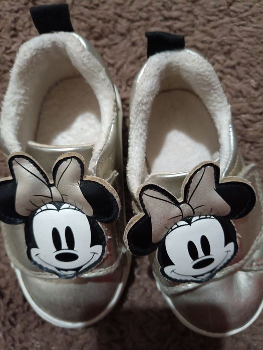 Кросівки , кеди , черевики H&M утеплені 23 розмір