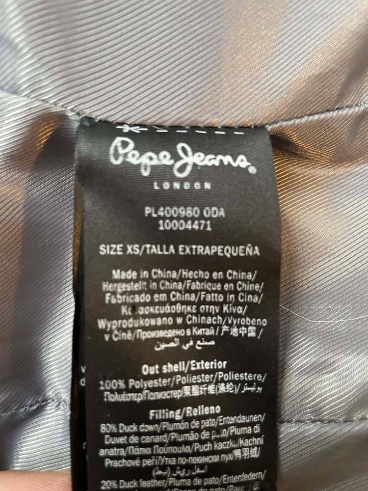 Damski płaszcz zimowy Pepe Jeans puchowy