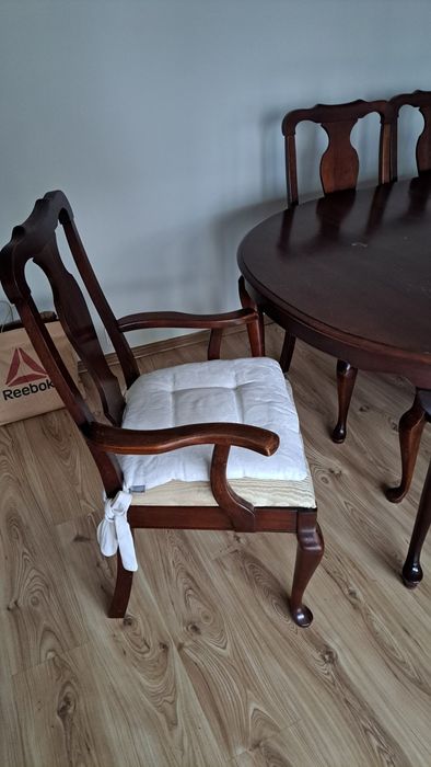 Stół drewniany rozkładany