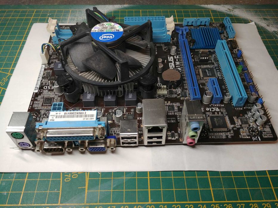 ASUS H61M-C rev. 1,01 + Celeron G1610 2,6 GHz z chłodzeniem