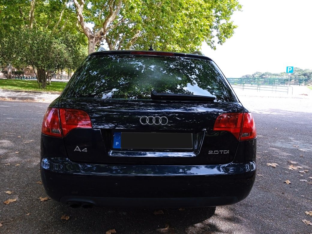 Audi A4 2.0 S-line