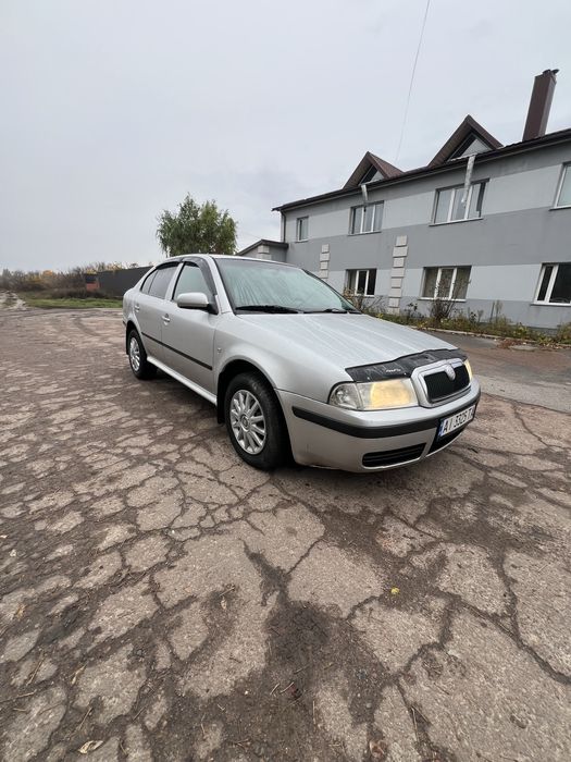 Skoda Octavia tour 1.8 бенз 2006рік