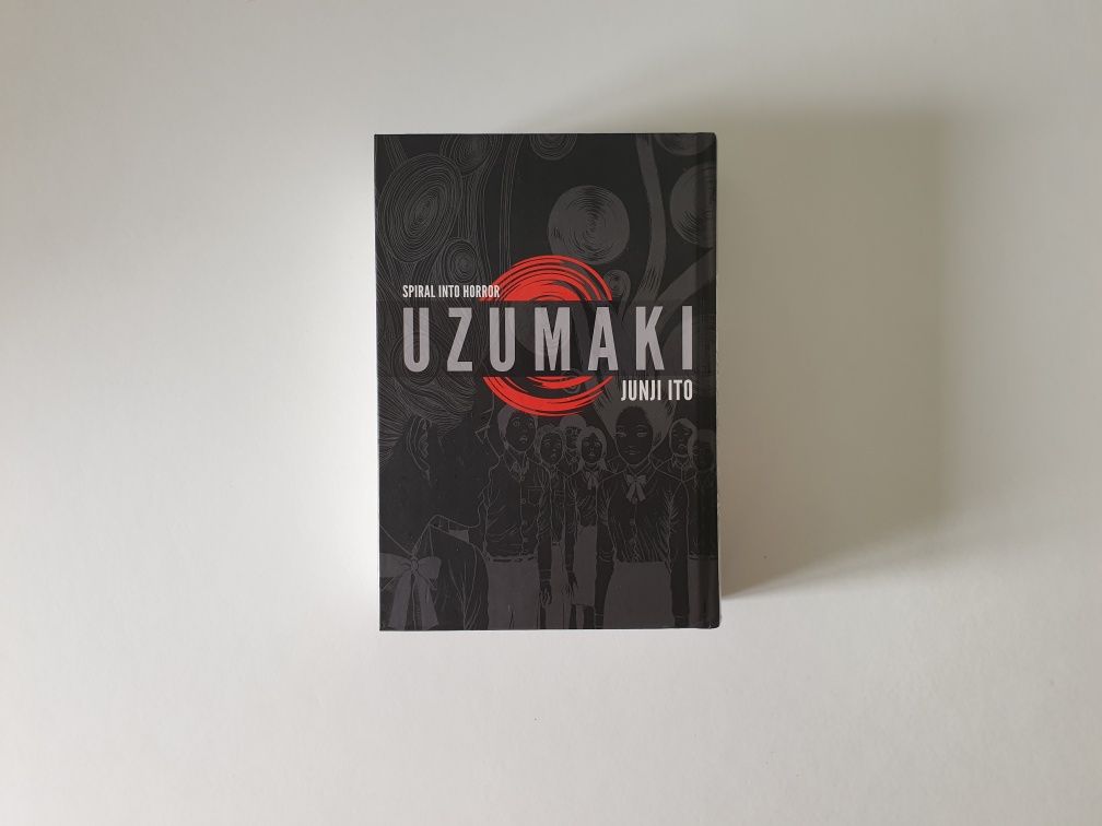 Livro Manga Uzumaki, Junji Ito (3-in-1 Deluxe Edition)