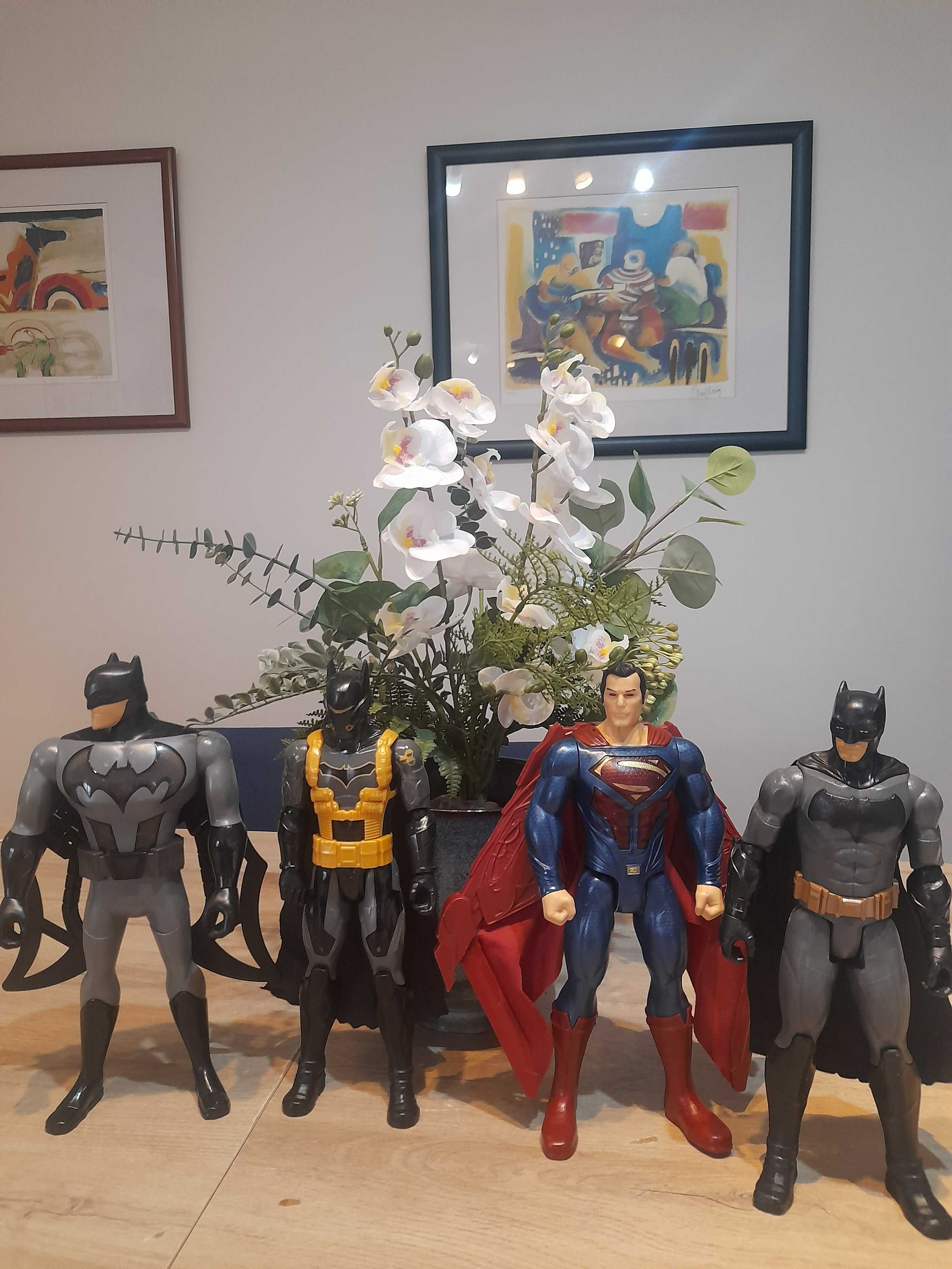 4 Figuras de Ação Batman e Super-Homem