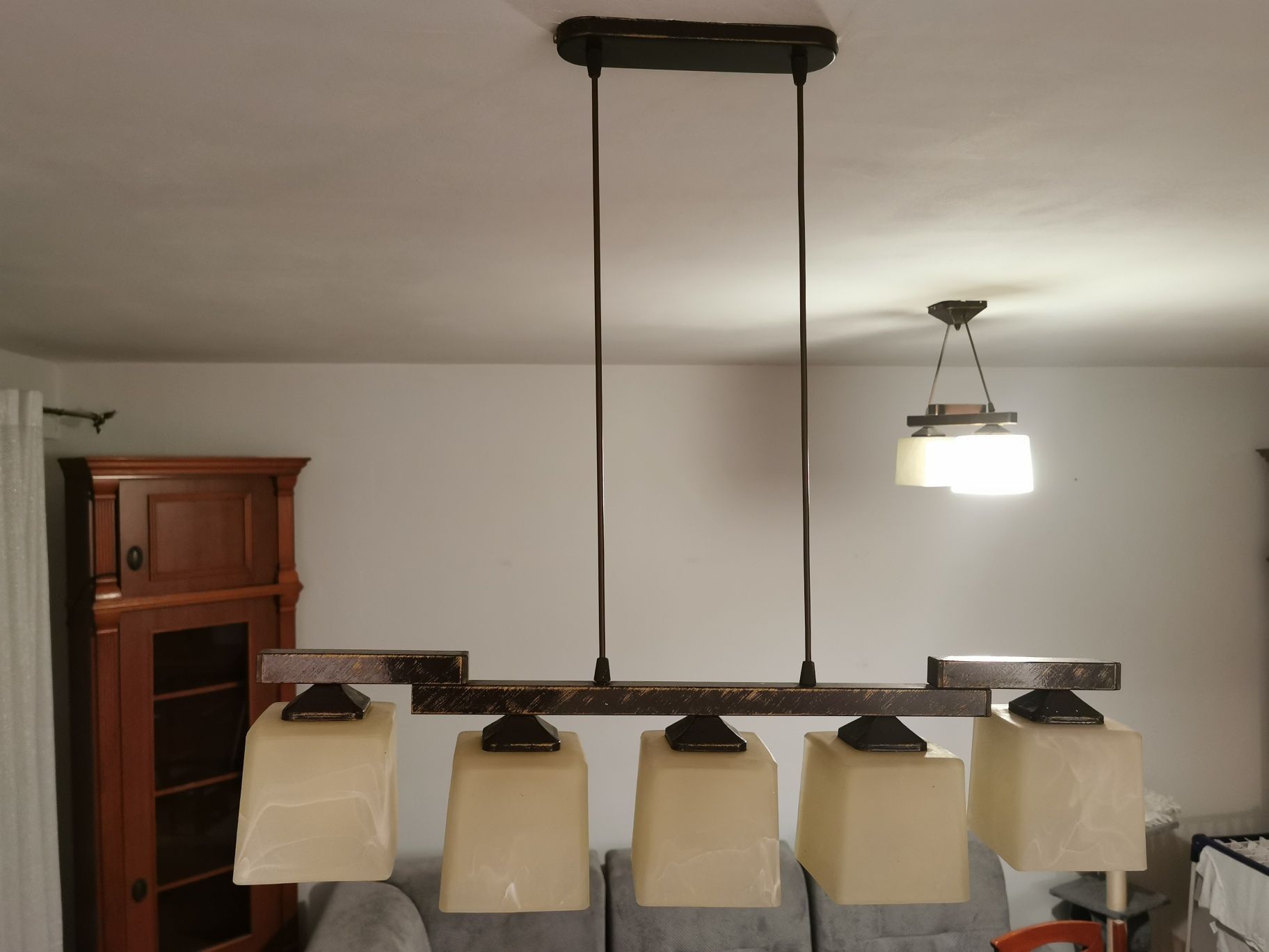 Lampa wisząca, żyrandol, kinkiet